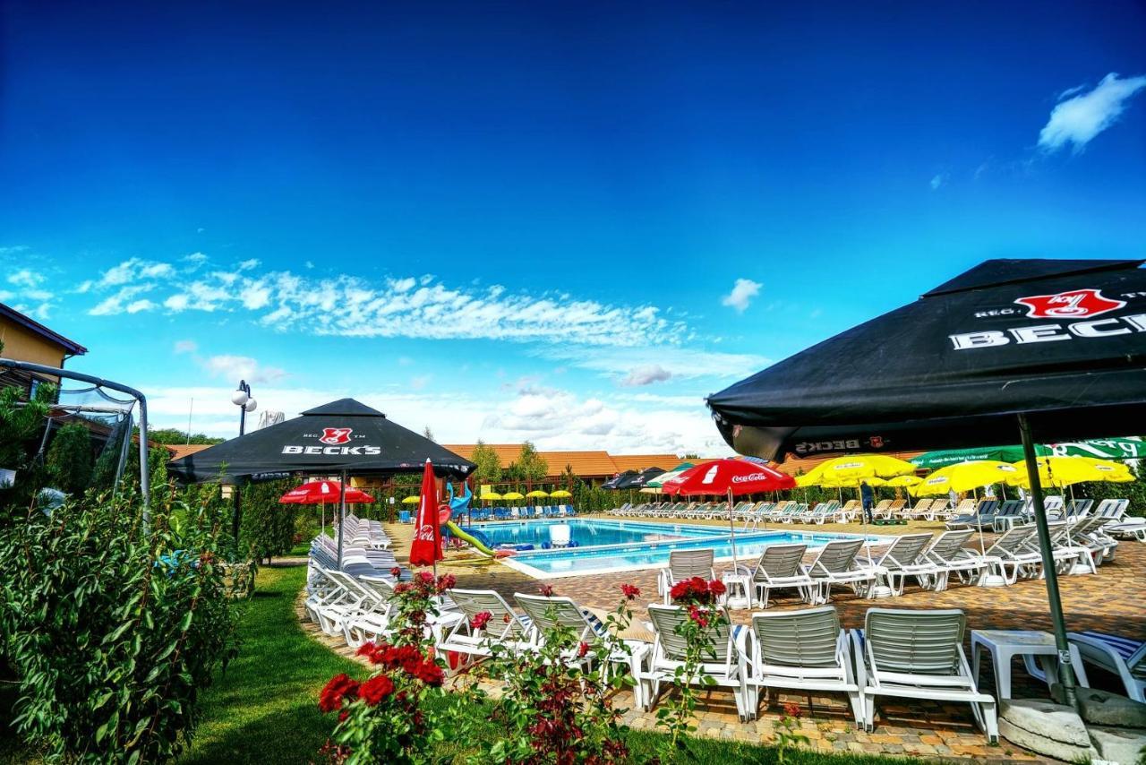 Aqua Party Hotel Victoria  Екстериор снимка