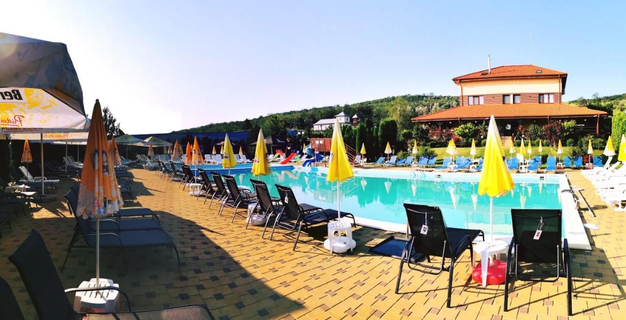 Aqua Party Hotel Victoria  Екстериор снимка